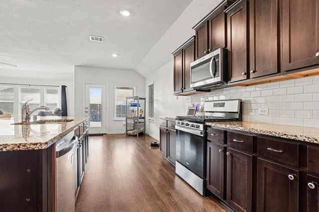 127 Longhorn Pass, Caddo Mills, TX 75135