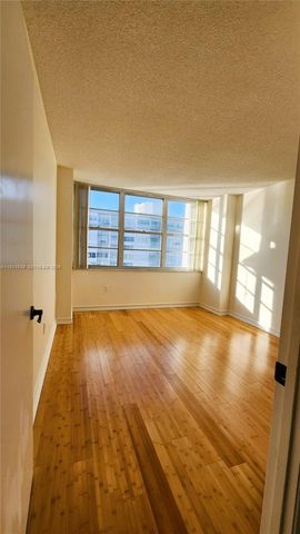 18051 Biscayne Boulevard 1705, Aventura, FL 33160