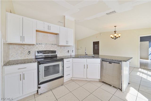 3501 38th ST SW, Lehigh Acres, FL 33976