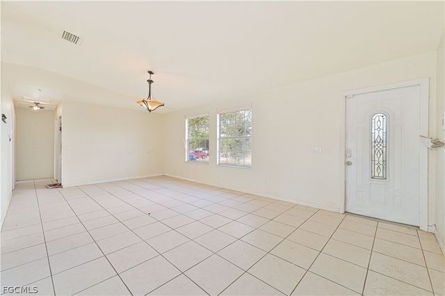 3501 38th ST SW, Lehigh Acres, FL 33976