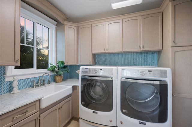 313 HAMMOCK CIRCLE, Anna Maria, FL 34216