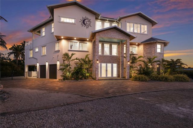 313 HAMMOCK CIRCLE, Anna Maria, FL 34216