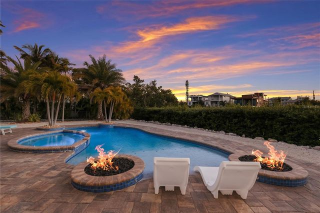 313 HAMMOCK CIRCLE, Anna Maria, FL 34216