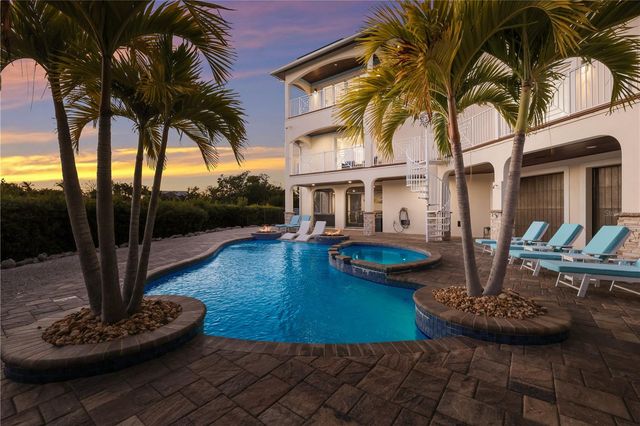 313 HAMMOCK CIRCLE, Anna Maria, FL 34216