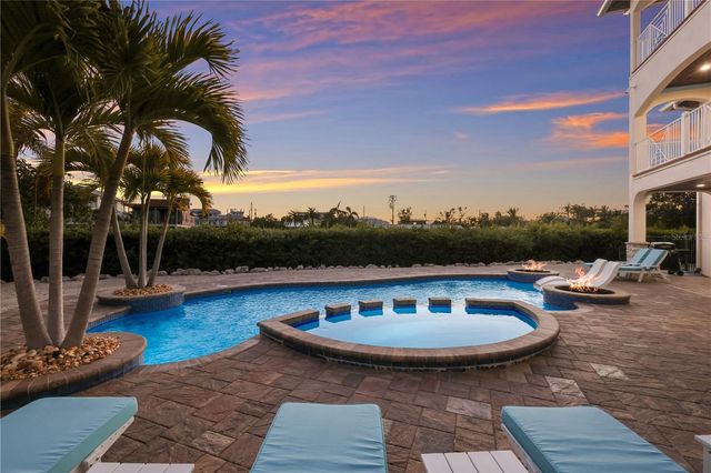 313 HAMMOCK CIRCLE, Anna Maria, FL 34216