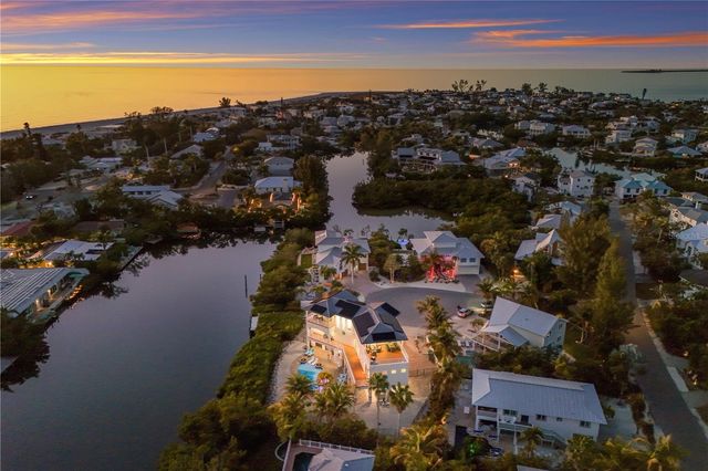 313 HAMMOCK CIRCLE, Anna Maria, FL 34216