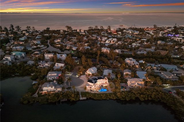 313 HAMMOCK CIRCLE, Anna Maria, FL 34216