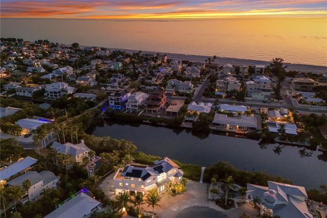 313 HAMMOCK CIRCLE, Anna Maria, FL 34216