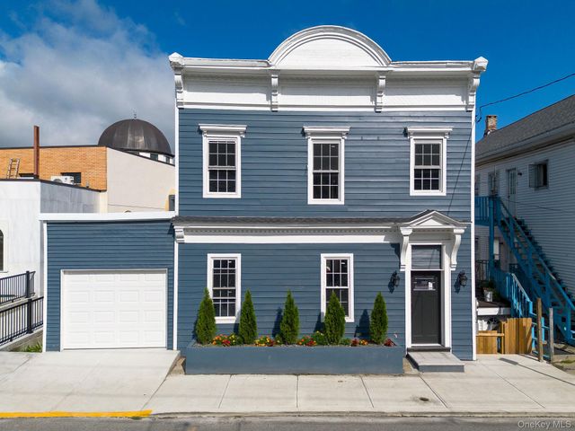 29 N. Third Street, Hudson, NY 12534