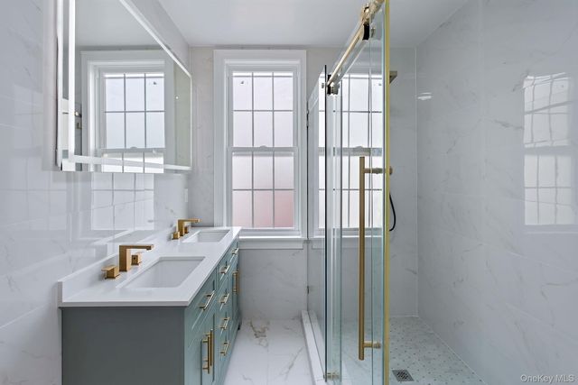 29 N. Third Street, Hudson, NY 12534