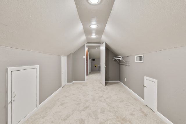 4206 Somerville Avenue, Dallas, TX 75206