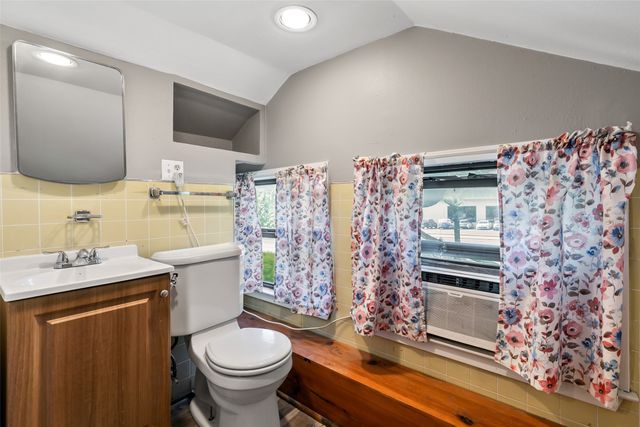 4206 Somerville Avenue, Dallas, TX 75206