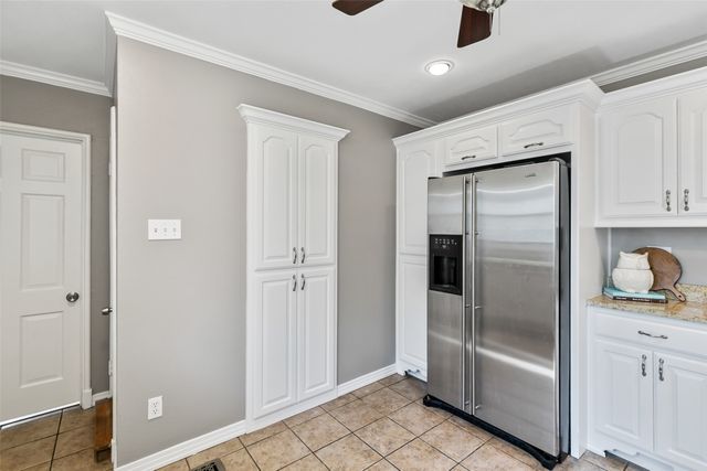 4206 Somerville Avenue, Dallas, TX 75206