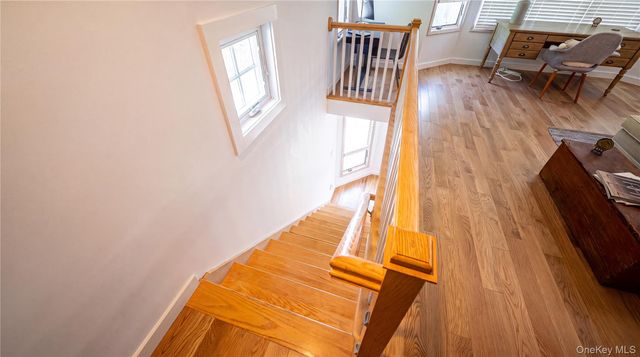 36 Breezy Drive, Sag Harbor, NY 11963