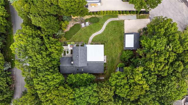 36 Breezy Drive, Sag Harbor, NY 11963