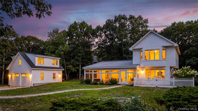 36 Breezy Drive, Sag Harbor, NY 11963