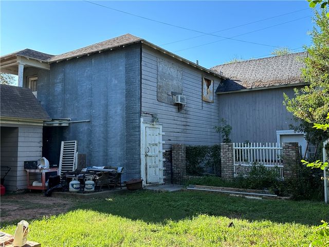 462 Atlantic St, Corpus Christi, TX 78404