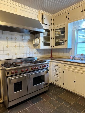 462 Atlantic St, Corpus Christi, TX 78404