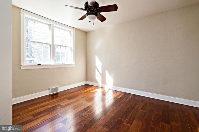 1636 W HIGH ST, Haddon Heights, NJ 08035