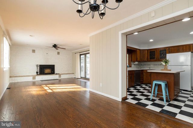 1636 W HIGH ST, Haddon Heights, NJ 08035