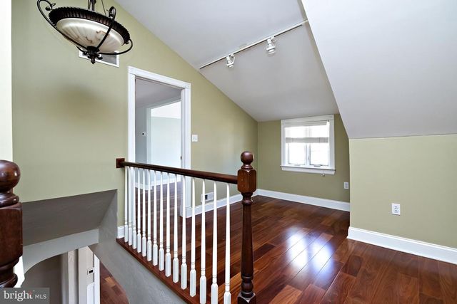 1636 W HIGH ST, Haddon Heights, NJ 08035