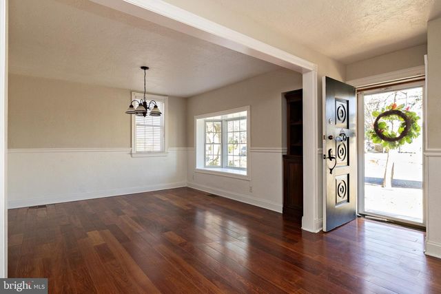 1636 W HIGH ST, Haddon Heights, NJ 08035
