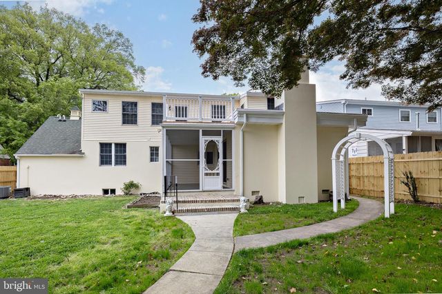 1636 W HIGH ST, Haddon Heights, NJ 08035