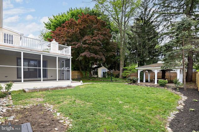 1636 W HIGH ST, Haddon Heights, NJ 08035