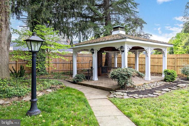 1636 W HIGH ST, Haddon Heights, NJ 08035