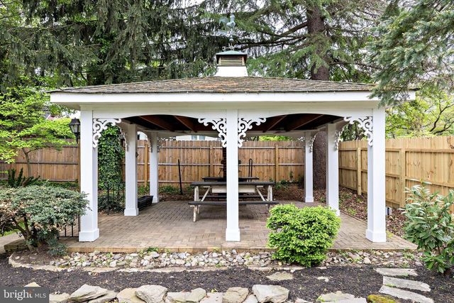 1636 W HIGH ST, Haddon Heights, NJ 08035