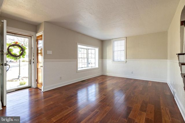 1636 W HIGH ST, Haddon Heights, NJ 08035