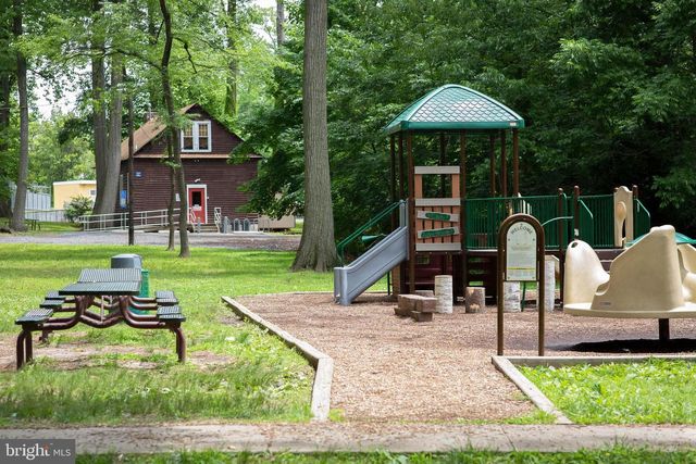 1636 W HIGH ST, Haddon Heights, NJ 08035