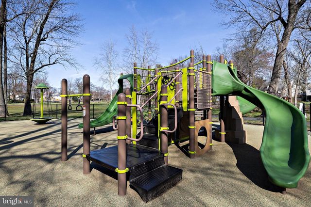 1636 W HIGH ST, Haddon Heights, NJ 08035