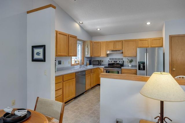 232 Yarrow Hill Drive, Cottage Grove, WI 53527