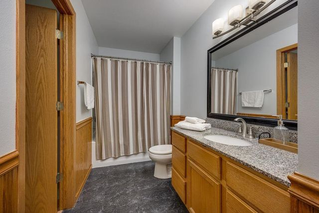 232 Yarrow Hill Drive, Cottage Grove, WI 53527