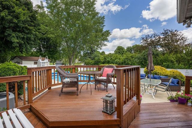 232 Yarrow Hill Drive, Cottage Grove, WI 53527