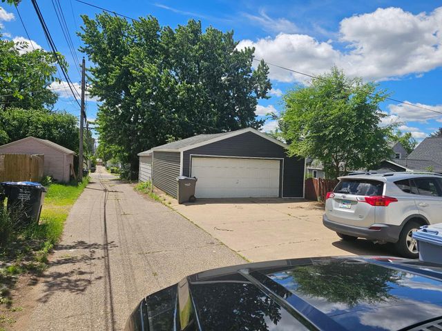 3515 2nd Street NE, Minneapolis, MN 55418