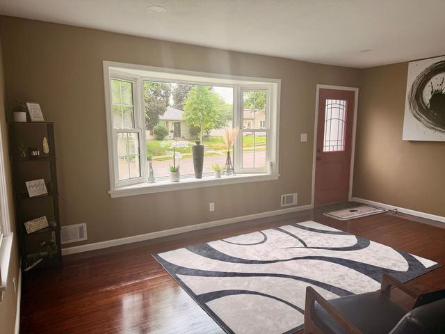 3515 2nd Street NE, Minneapolis, MN 55418