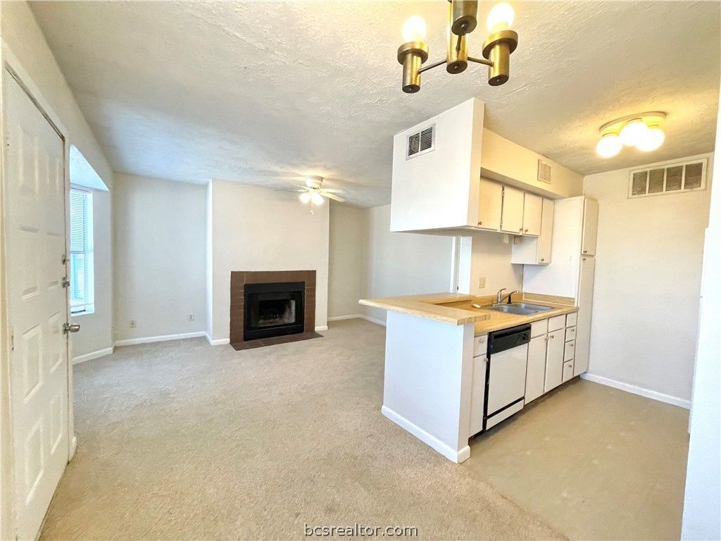 4441 Old College 2206, Bryan, TX 77801 — photo 3