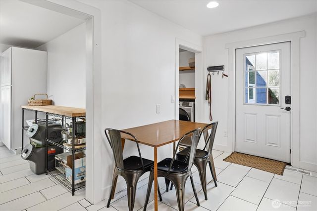 728 5th Street SE, Puyallup, WA 98372