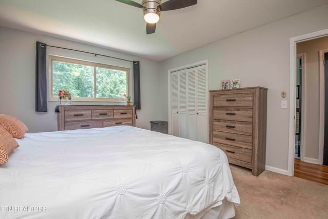 1002 Oxford Hills Drive, Maryville, TN 37803