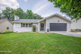1002 Oxford Hills Drive, Maryville, TN 37803