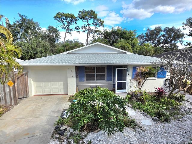 4527 PIKE AVENUE, Sarasota, FL 34233