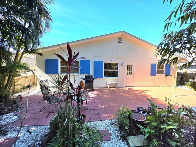 4527 PIKE AVENUE, Sarasota, FL 34233