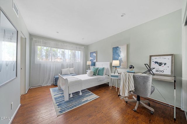 284 S Madison Avenue 401, Pasadena, CA 91101