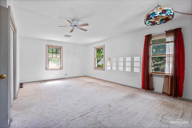 1044 Garfield Avenue, Aurora, IL 60506