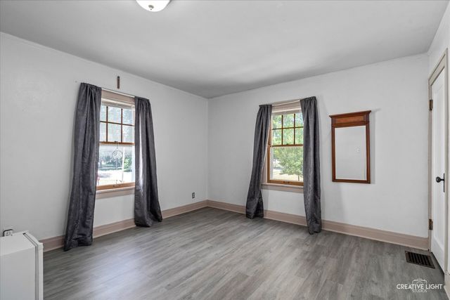 1044 Garfield Avenue, Aurora, IL 60506