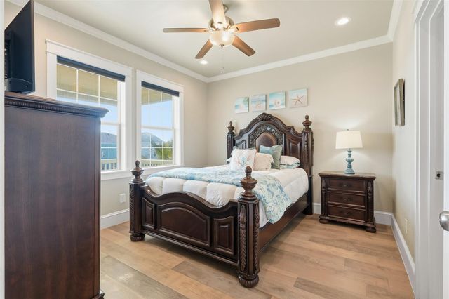 4027 Silver Reef Court, Galveston, TX 77554