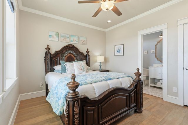 4027 Silver Reef Court, Galveston, TX 77554