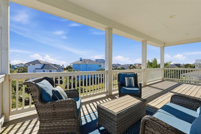 4027 Silver Reef Court, Galveston, TX 77554